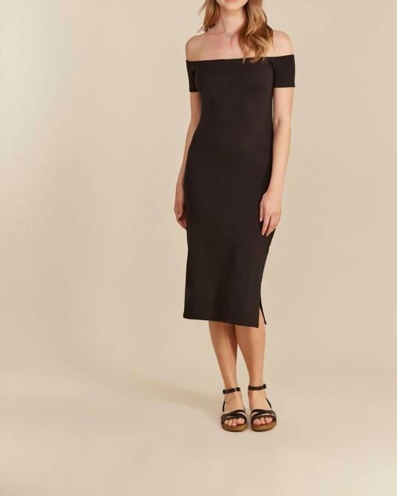 Front of a model wearing a size L Emer Dress in Black in Black by People Tree. | dia_product_style_image_id:342723